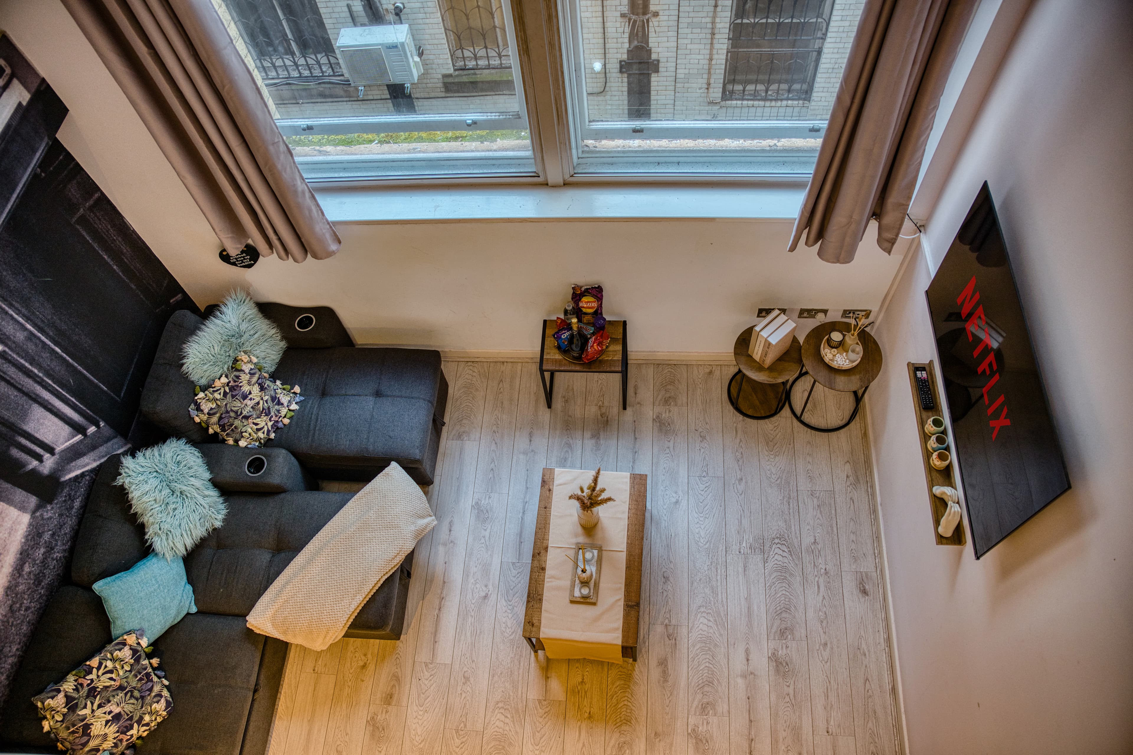 Central Liverpool 2BR | Sleeps 5 | Waterfront